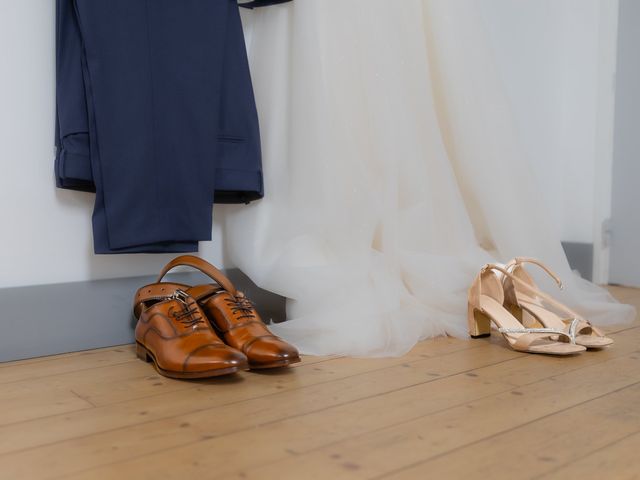 Le mariage de Valentin et Virginie à Andouillé, Mayenne 17