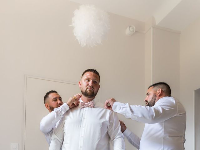 Le mariage de Valentin et Virginie à Andouillé, Mayenne 20