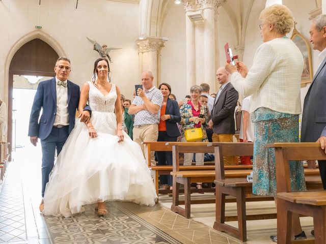 Le mariage de Valentin et Virginie à Andouillé, Mayenne 37