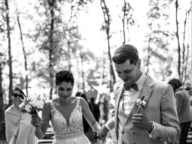 Le mariage de Fredérique et Caroline à Beaulieu-sur-Loire, Loiret 33