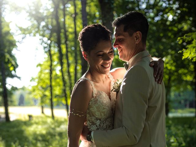 Le mariage de Fredérique et Caroline à Beaulieu-sur-Loire, Loiret 1