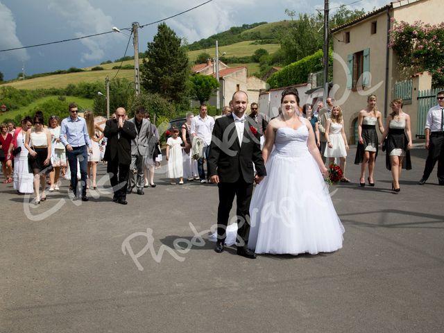 Le mariage de Pierre et Manon à Sauvagnat-Sainte-Marthe, Puy-de-Dôme 19