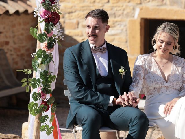 Le mariage de Hugo et Sophie à Charnay, Rhône 15