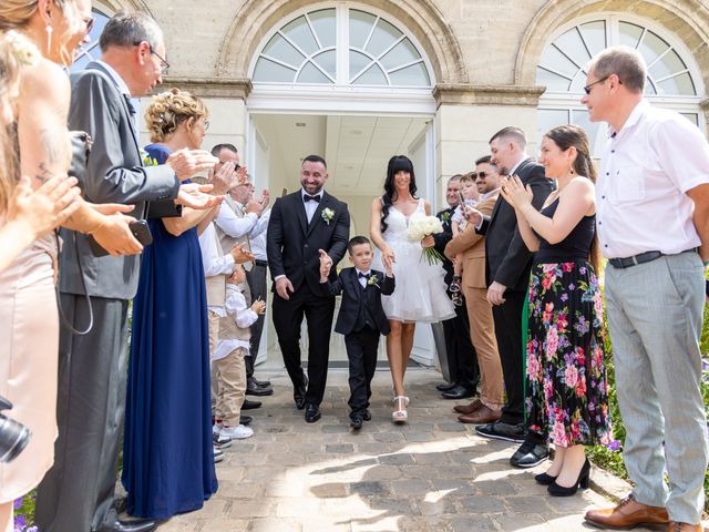 Le mariage de Clément et Stéphanie à Noailles, Oise 6