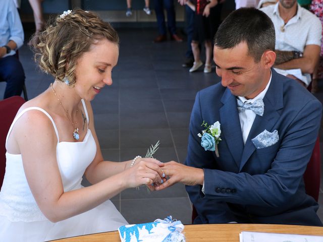 Le mariage de Anthony et Marion à Saint-Germain-de-Prinçay, Vendée 23