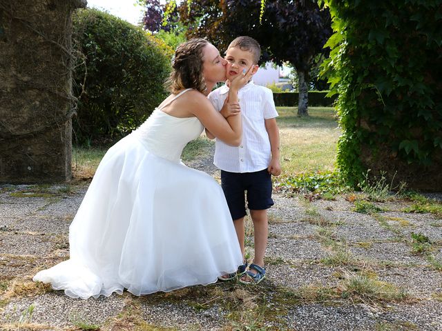 Le mariage de Anthony et Marion à Saint-Germain-de-Prinçay, Vendée 26