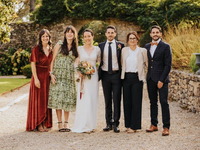 Le mariage de Julien et Cécile à Grand-Champ, Morbihan 35