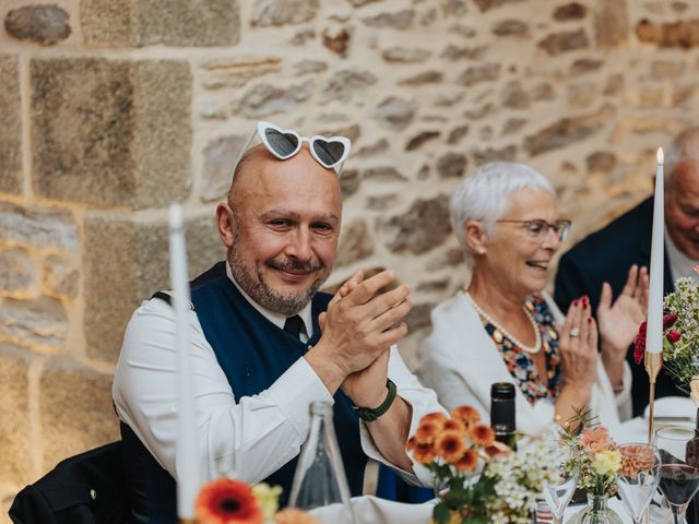 Le mariage de Julien et Cécile à Grand-Champ, Morbihan 67