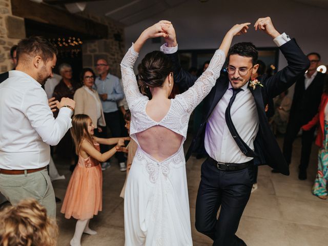Le mariage de Julien et Cécile à Grand-Champ, Morbihan 74