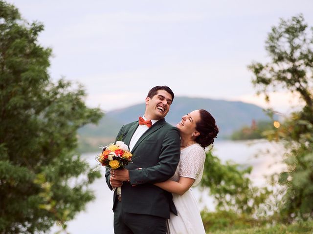 Le mariage de Benjamin et Hélène à Laveyron, Drôme 20