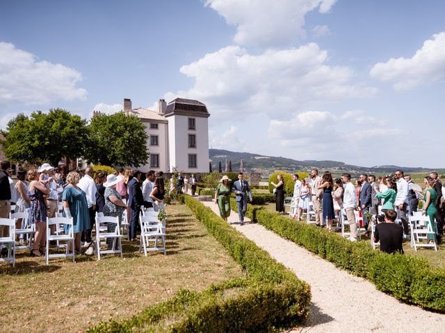 Le mariage de Julien et Elisa à Quincié-en-Beaujolais, Rhône 30