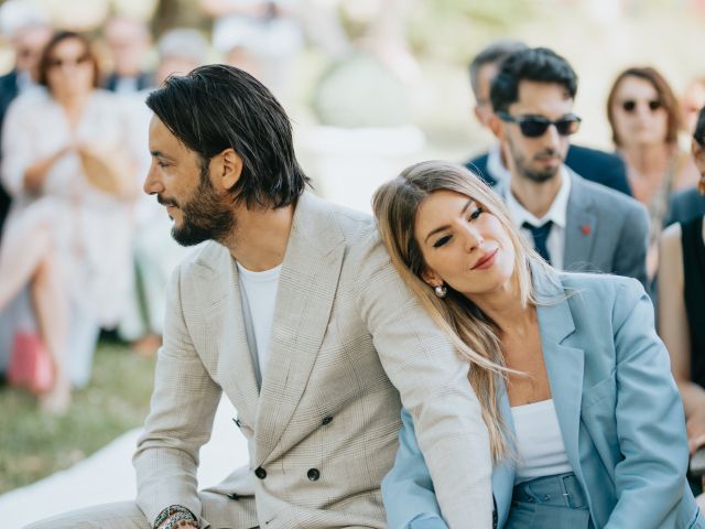 Le mariage de Antonio et Christine à Fleurie, Rhône 12