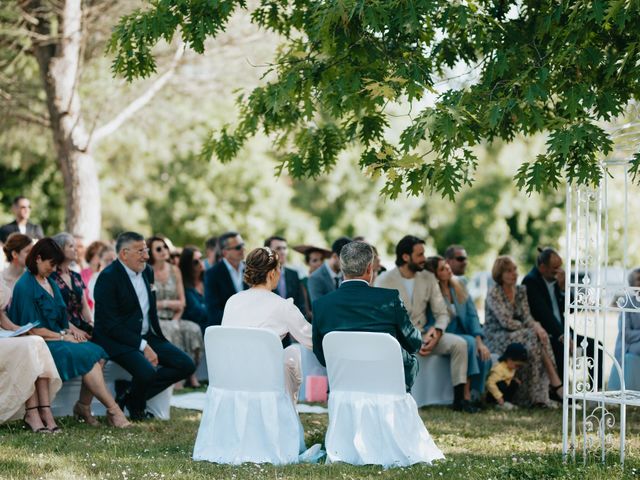 Le mariage de Antonio et Christine à Fleurie, Rhône 15