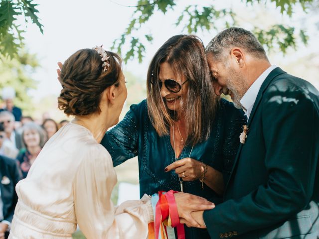 Le mariage de Antonio et Christine à Fleurie, Rhône 18