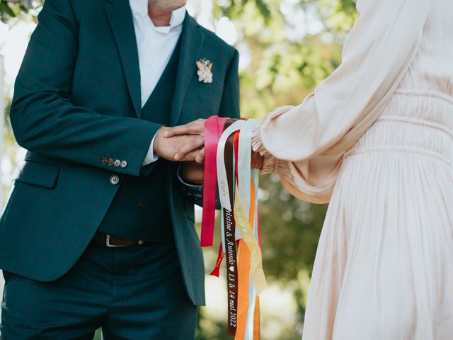 Le mariage de Antonio et Christine à Fleurie, Rhône 20