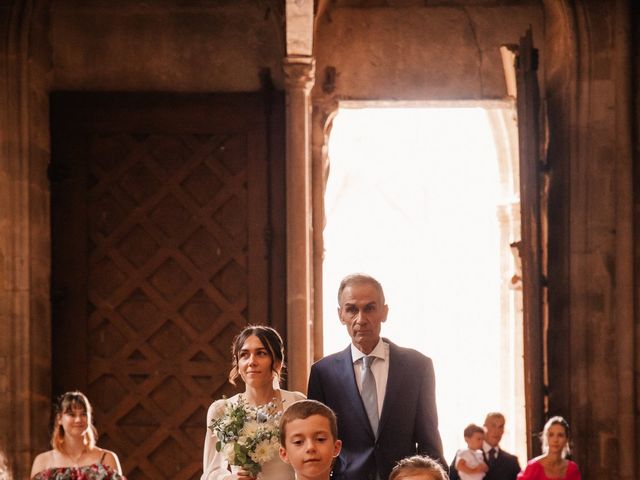 Le mariage de Mario et Domitille à Semur-en-Auxois, Côte d'Or 8