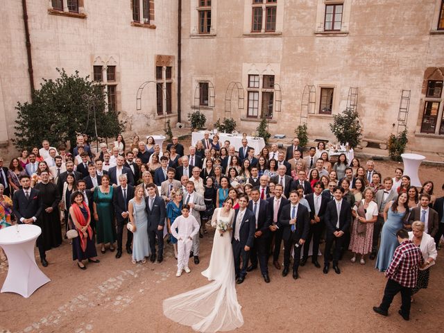 Le mariage de Mario et Domitille à Semur-en-Auxois, Côte d'Or 22