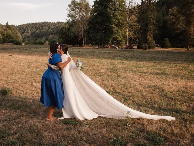 Le mariage de Mario et Domitille à Semur-en-Auxois, Côte d'Or 25
