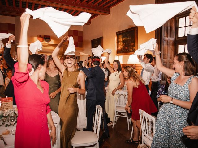 Le mariage de Mario et Domitille à Semur-en-Auxois, Côte d'Or 33