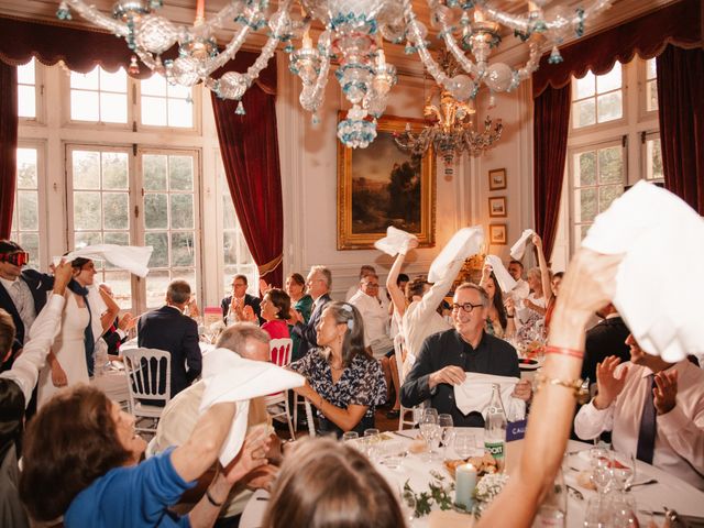Le mariage de Mario et Domitille à Semur-en-Auxois, Côte d'Or 34