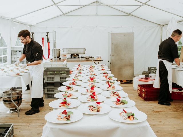 Le mariage de Alexandre et Audrey à Varennes, Indre-et-Loire 30