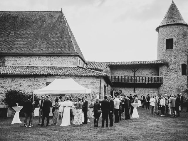 Le mariage de Christophe et Laetitia à Chasselas, Saône et Loire 28