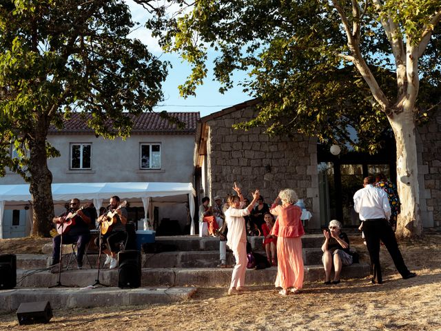 Le mariage de Gilles et Claire à Vallon-Pont-d'Arc, Ardèche 5