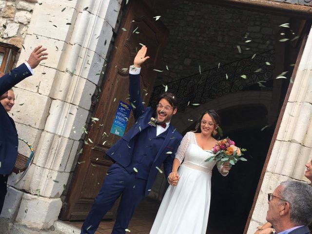 Le mariage de Gilles et Claire à Vallon-Pont-d'Arc, Ardèche 9