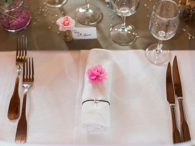 Le mariage de Alexis et Laury à Oullins, Rhône 42