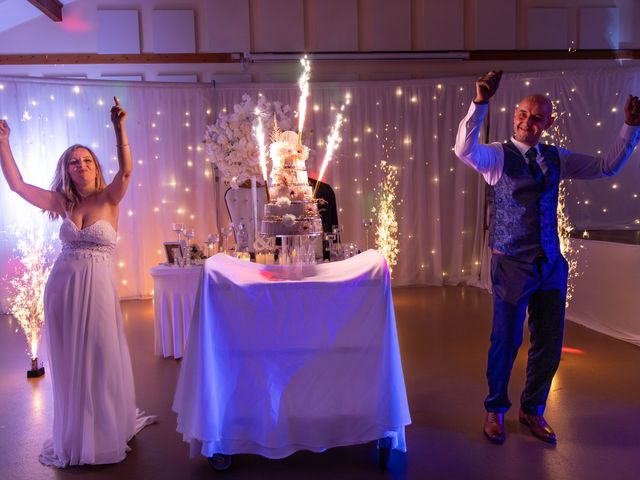 Le mariage de Christophe et Liliane à Saint-Pierre-en-Faucigny, Haute-Savoie 35