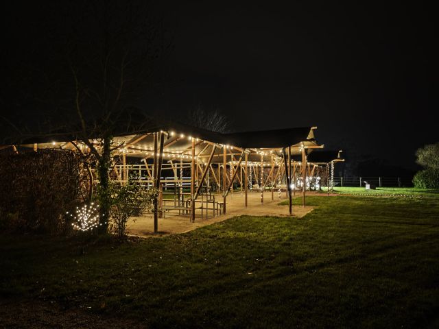 Le mariage de Samuel et Justine à Courseulles-sur-Mer, Calvados 8