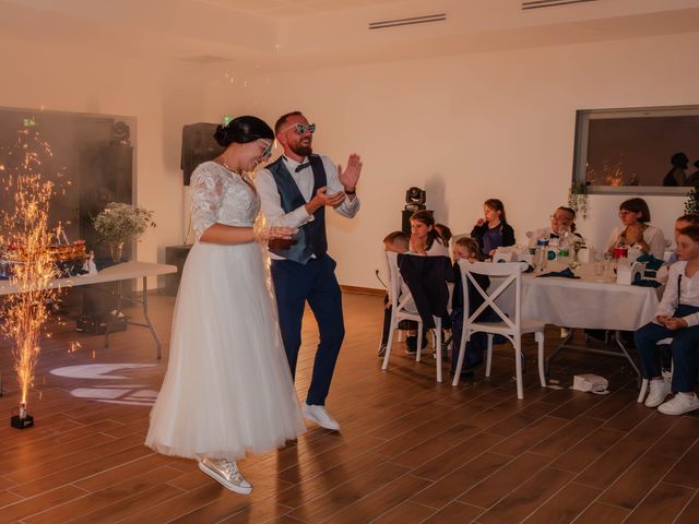 Le mariage de Benjamin et Nolwenn à Hauterives, Drôme 66