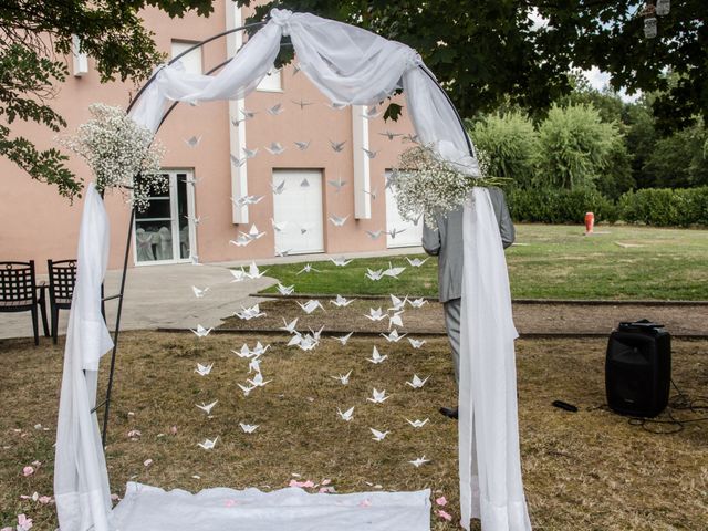 Le mariage de Cedric et Laetitia à Montalieu-Vercieu, Isère 30