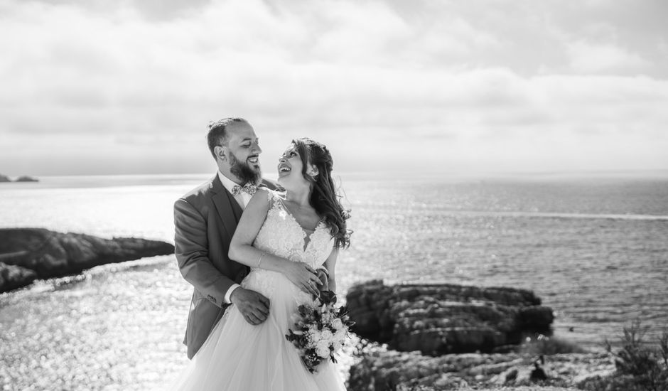Le mariage de Adrien  et Emilie à Marseille, Bouches-du-Rhône
