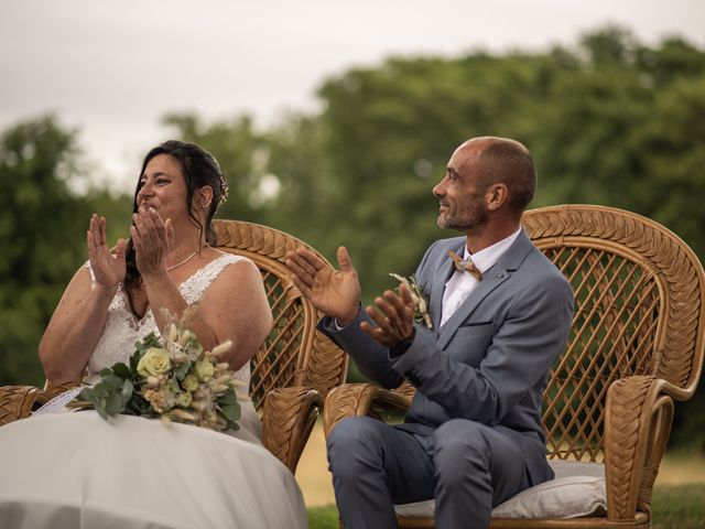 Le mariage de Frédéric et Elodie à Villeneuve-de-Marsan, Landes 16