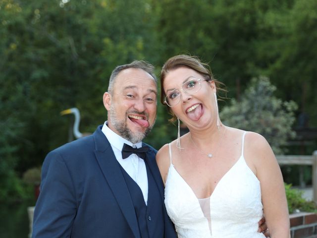 Le mariage de Eric et Emilie à Morangis, Essonne 9