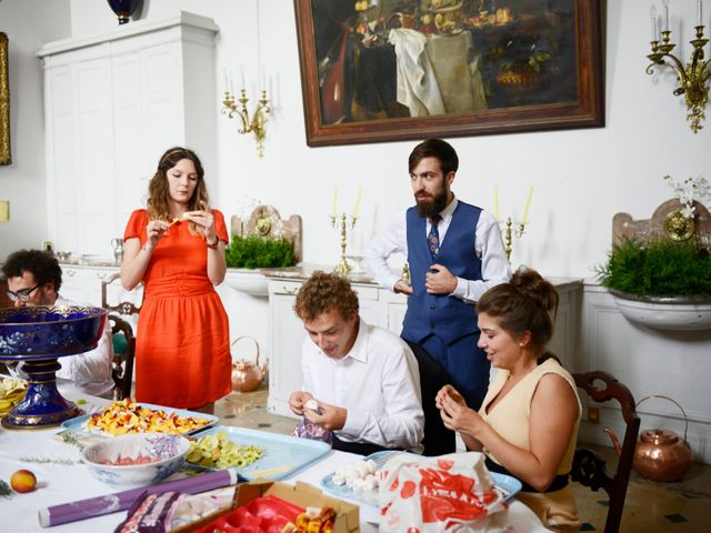 Le mariage de Charles et Margot à Saint-Denis, Deux-Sèvres 32