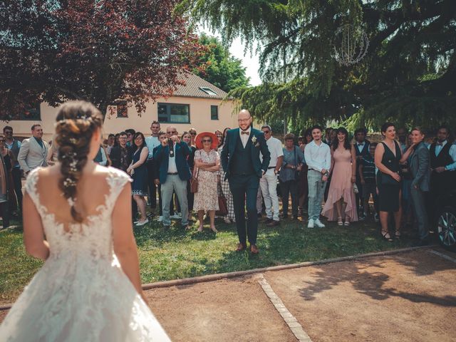 Le mariage de Matthieu et Pauline à Anzy-le-Duc, Saône et Loire 25