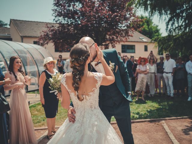 Le mariage de Matthieu et Pauline à Anzy-le-Duc, Saône et Loire 26