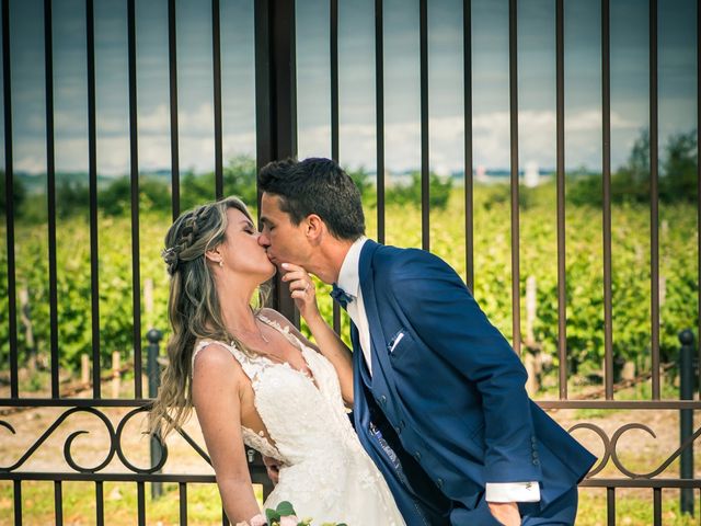 Le mariage de Mickaël et Aurélie à Margaux, Gironde 3