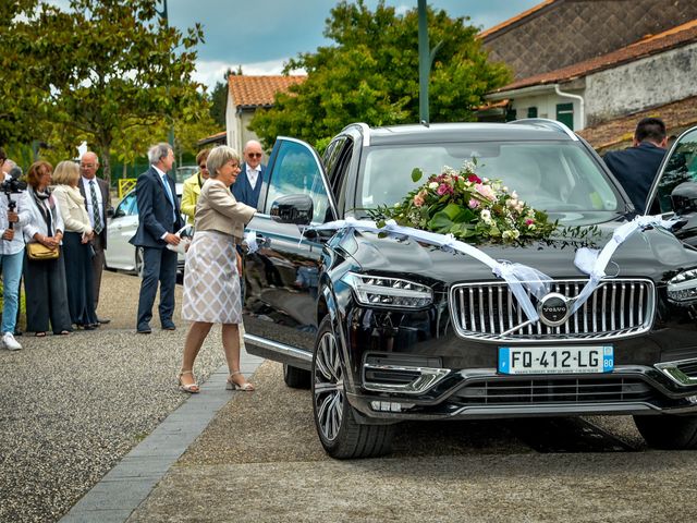 Le mariage de Mickaël et Aurélie à Margaux, Gironde 9