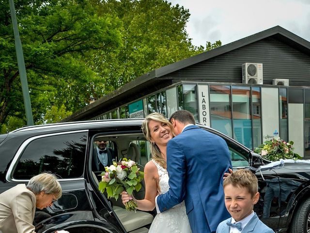 Le mariage de Mickaël et Aurélie à Margaux, Gironde 13