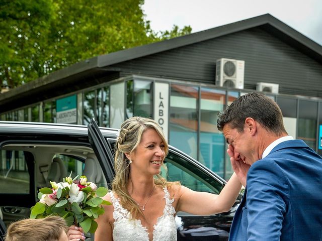 Le mariage de Mickaël et Aurélie à Margaux, Gironde 14