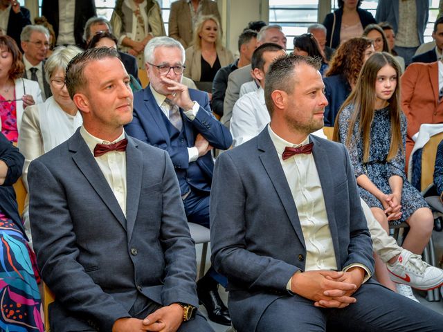 Le mariage de Mickaël et Aurélie à Margaux, Gironde 24