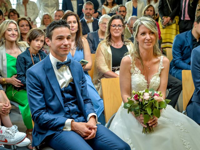 Le mariage de Mickaël et Aurélie à Margaux, Gironde 33