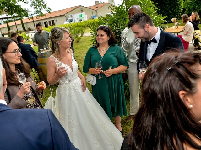Le mariage de Mickaël et Aurélie à Margaux, Gironde 125