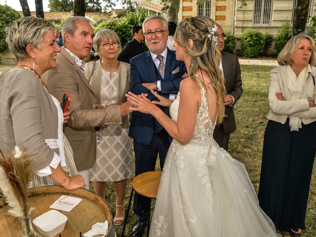 Le mariage de Mickaël et Aurélie à Margaux, Gironde 171