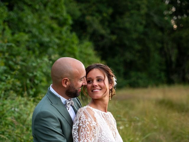 Le mariage de Meddy et Sarah à Aillas, Gironde 33