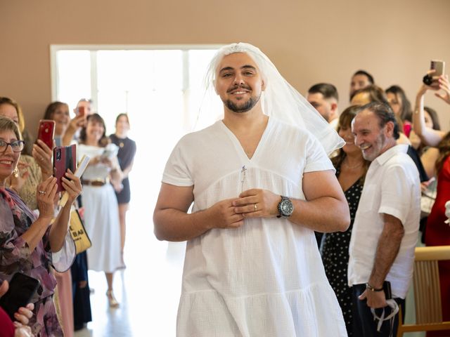 Le mariage de Alexis et Laura à Marseille, Bouches-du-Rhône 32