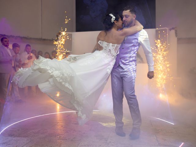 Le mariage de Alexis et Laura à Marseille, Bouches-du-Rhône 121